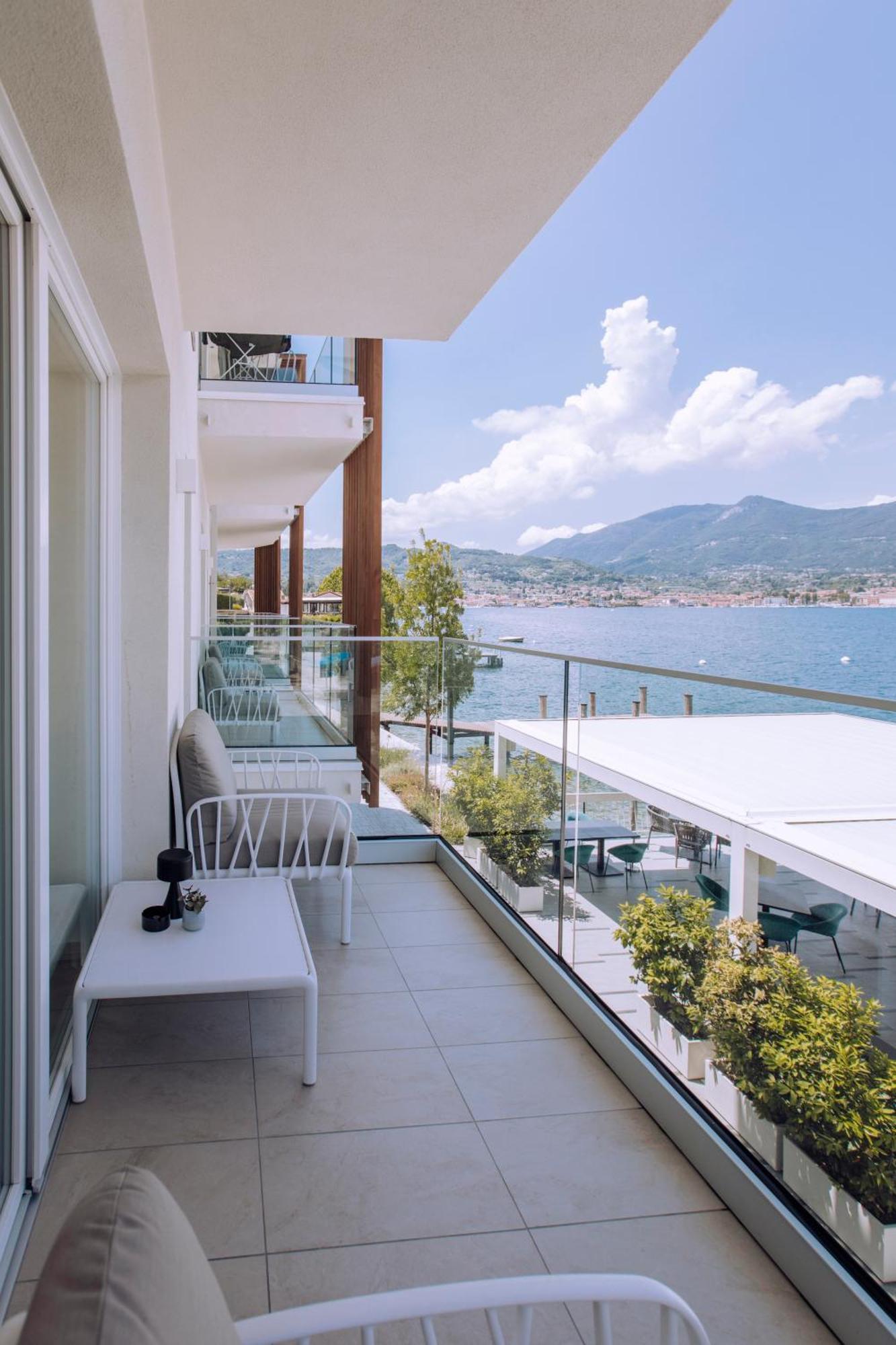 Ah Porticcioli Boutique Apartments サン・フェリーチェ・デル・ベナーコ エクステリア 写真