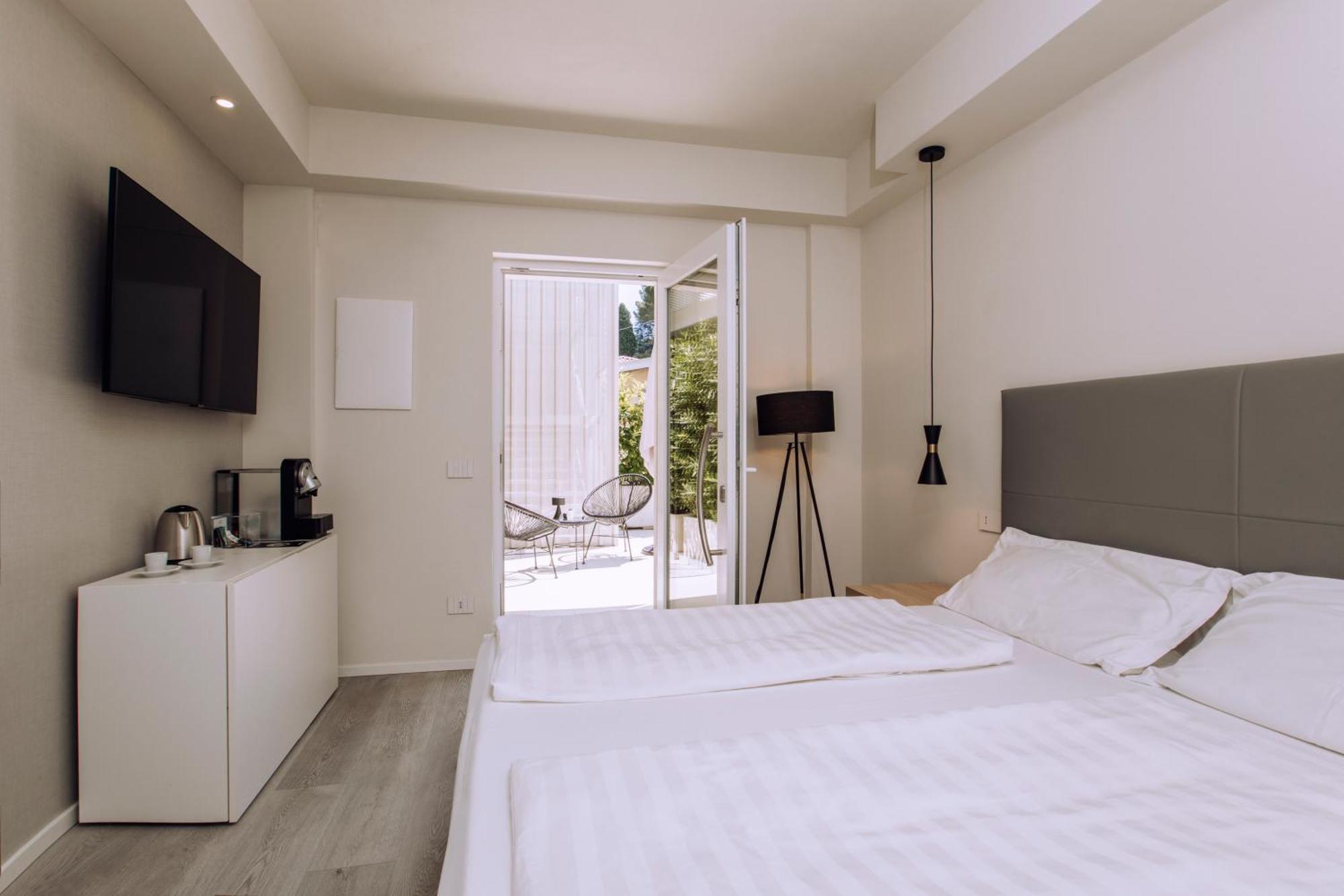Ah Porticcioli Boutique Apartments サン・フェリーチェ・デル・ベナーコ エクステリア 写真